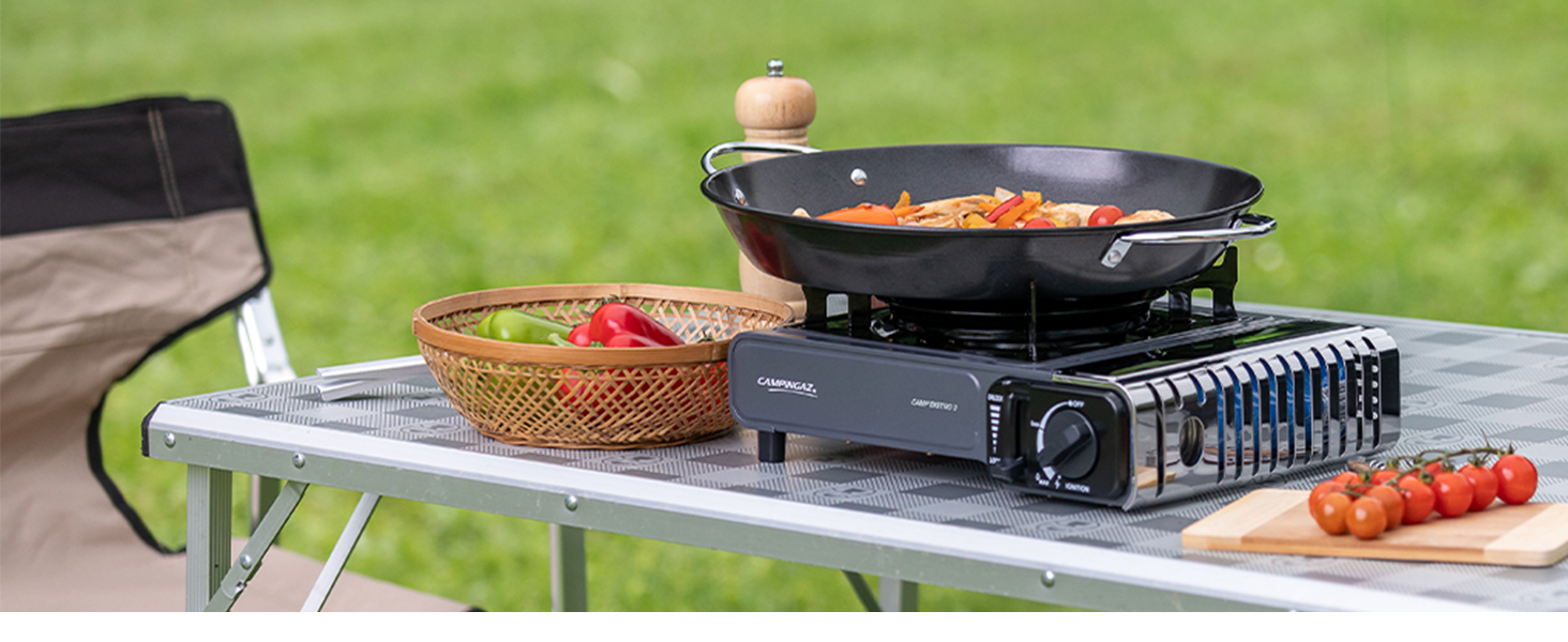 Газовий намет Camp Bistro 3 від Campingaz - компактний одноконфорочний намет для кемпінгу з валізами, 2200 Вт