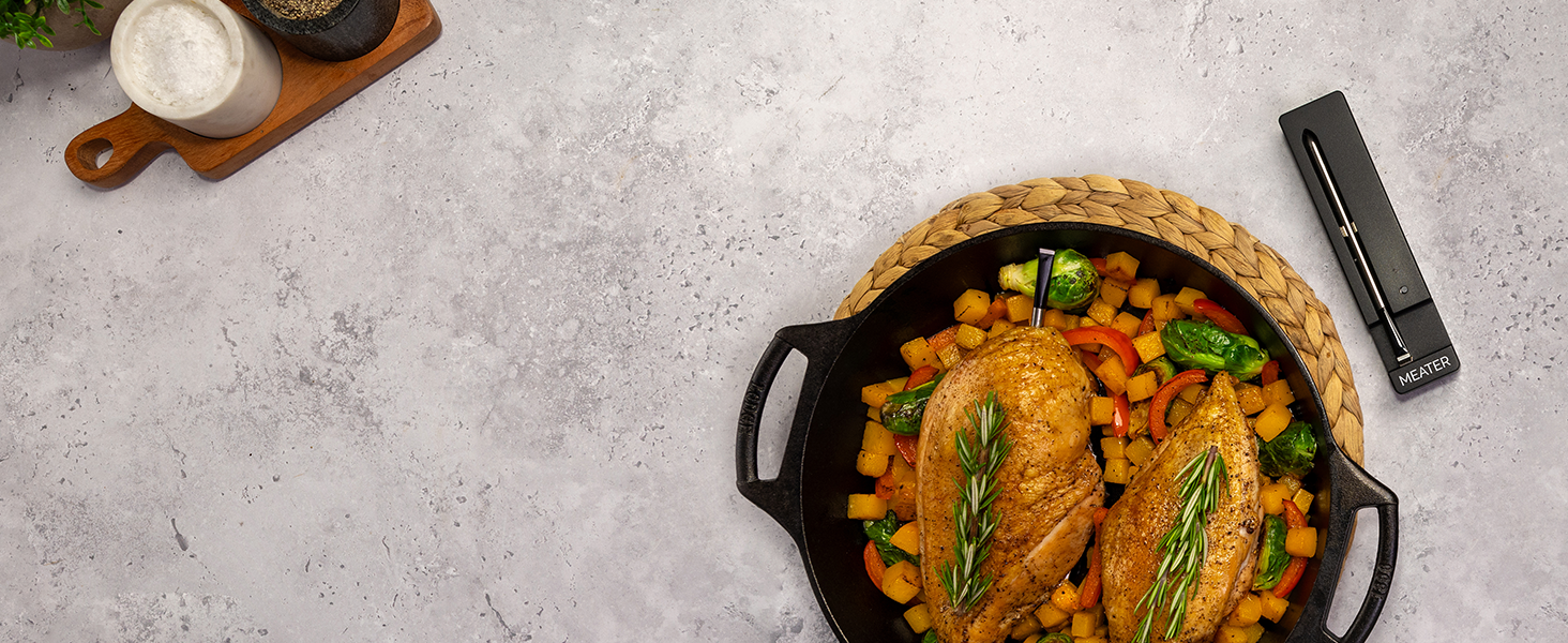 MEATER SE: Бездротовий розумний термометр для м'яса з Bluetooth | Великий радіус дії | Вимірює температуру м'яса та навколишнього середовища | Для приготування на грилі, в духовці, мангалі, на кухні, у коптилці, ротатерії | З чорним зарядним пристроєм