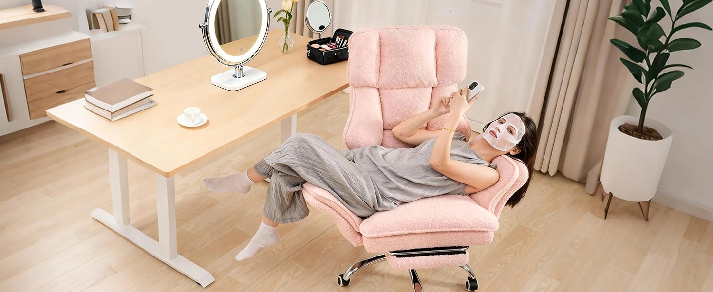 Офісний крісло Chefsessel Ergonomisch: Геймерське крісло з підставкою для ніг, регульованою спинкою 135° та відкидними підлокітниками, оббите м'яким плюшевим флісом – Бежеве