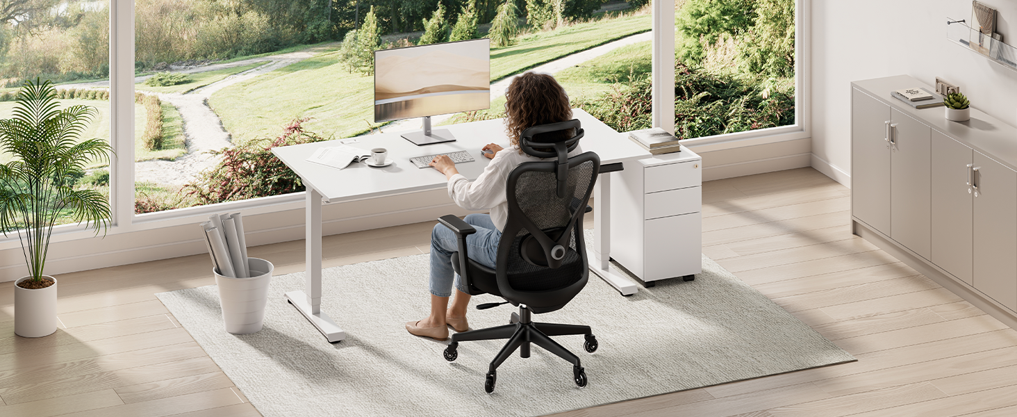 Яаса Крісло Plus: Ергономічне офісне крісло з підголівником, 2D-підтримкою попереку та 4D-підлокітниками. Тест-переможець 2026. Для дому та офісу, універсальні колеса (до 150 кг), чорний колір