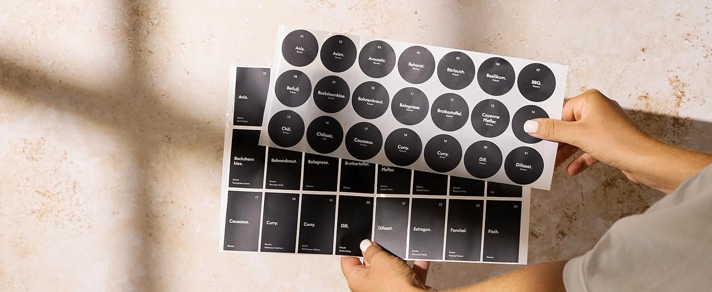 Набір скляних банок для спецій KIVY з дозатором [24x 120 мл] + 240 вологостійких етикеток - герметичні скляні баночки для спецій - набір банок для спецій чорного кольору