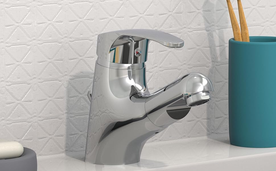 Змішувач для ванної кімнати Vico з висувною лійкою для миття волосся, водозберігаючий кран, хром