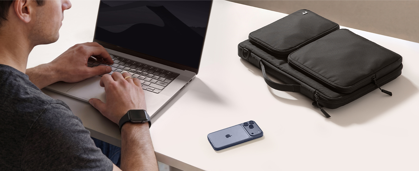 Чохол-сумка для ноутбука tomtoc 16 дюймів з 360° захистом для MacBook Pro 16, преміум-якість, чорний