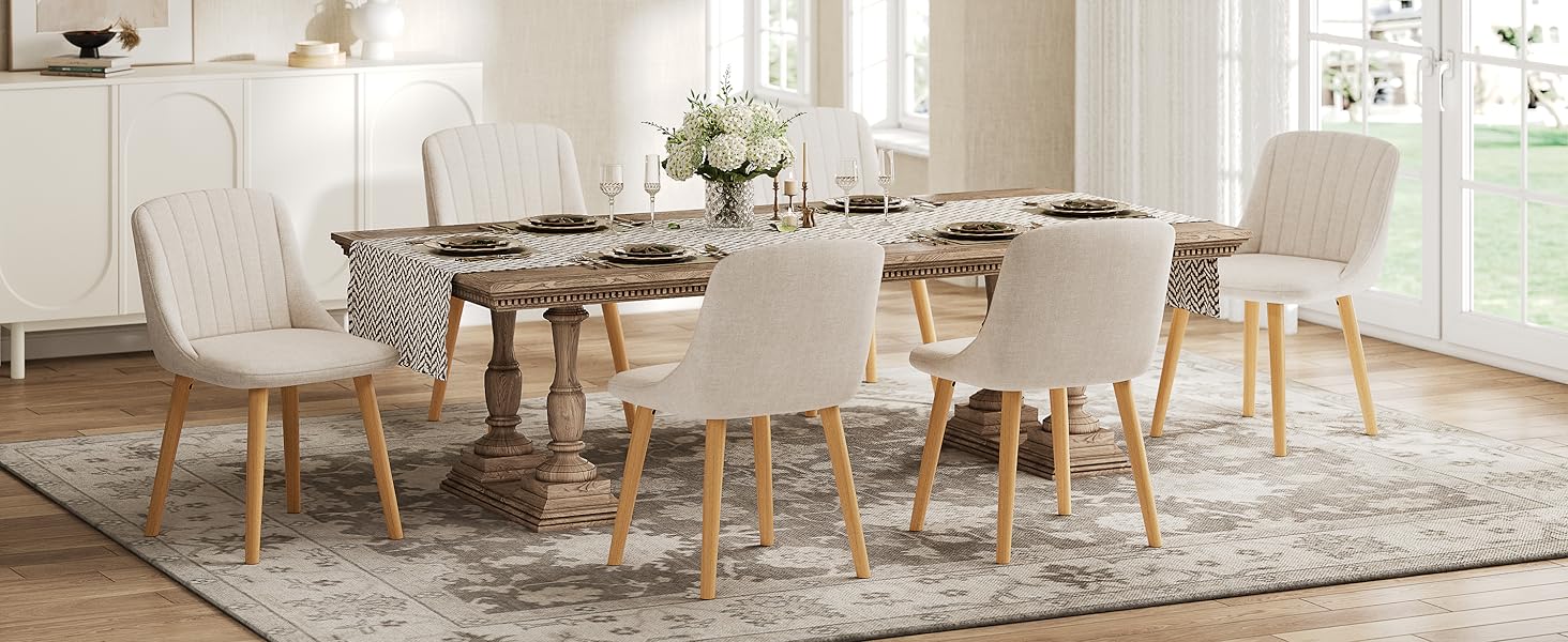 Набір з 4-х оббивних стільців для їдальні, кухні, офісу, вітальні. Колір бежевий, дерев'яні ніжки, матеріал - поліестер.