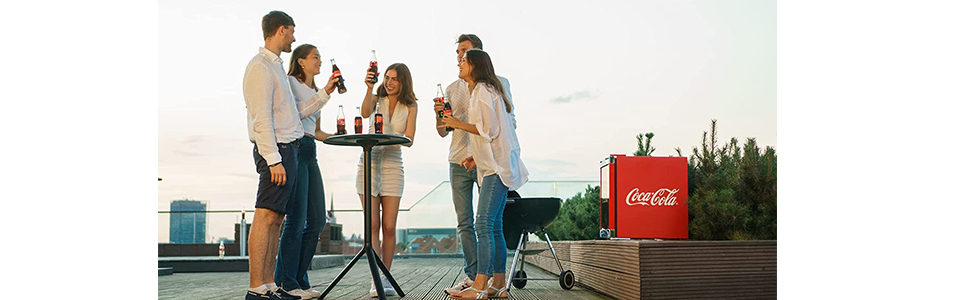 Міні-холодильник Coca-Cola °CUBES з скляними дверцятами | Холодильник для напоїв 48L, тихий та енергоефективний, ідеальний для офісу, вечірок та дому | 5-15°C, Червоний