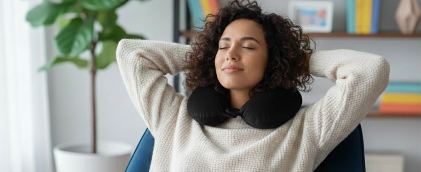 Подорожня подушка-натиранік U-подібна з ефектом пам'яті Memory Foam, м'який чохол, чорна — для літака, авто та офісу