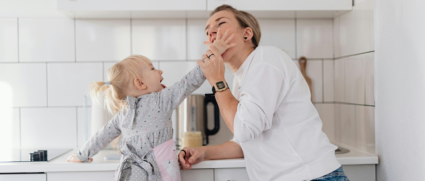 Фритюрниця повітряна 6л з вікном, без олії, 8-в-1, 30-200°C, 78 рецептів, антипригарне покриття, тиха робота