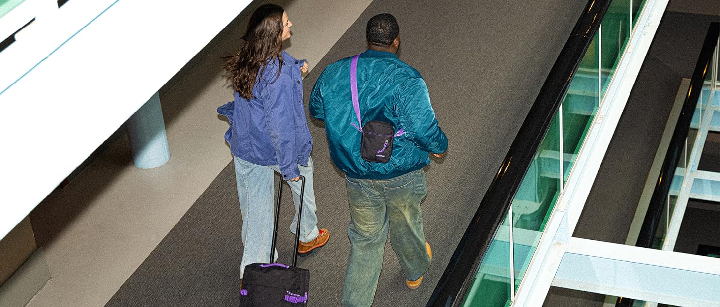 Валіза для ручної поклажі Eastpak Tranverz S 42L (51x32.5x24 см), містка дорожня сумка на колесах з телескопічною ручкою та TSA-замком, Ultra Marine