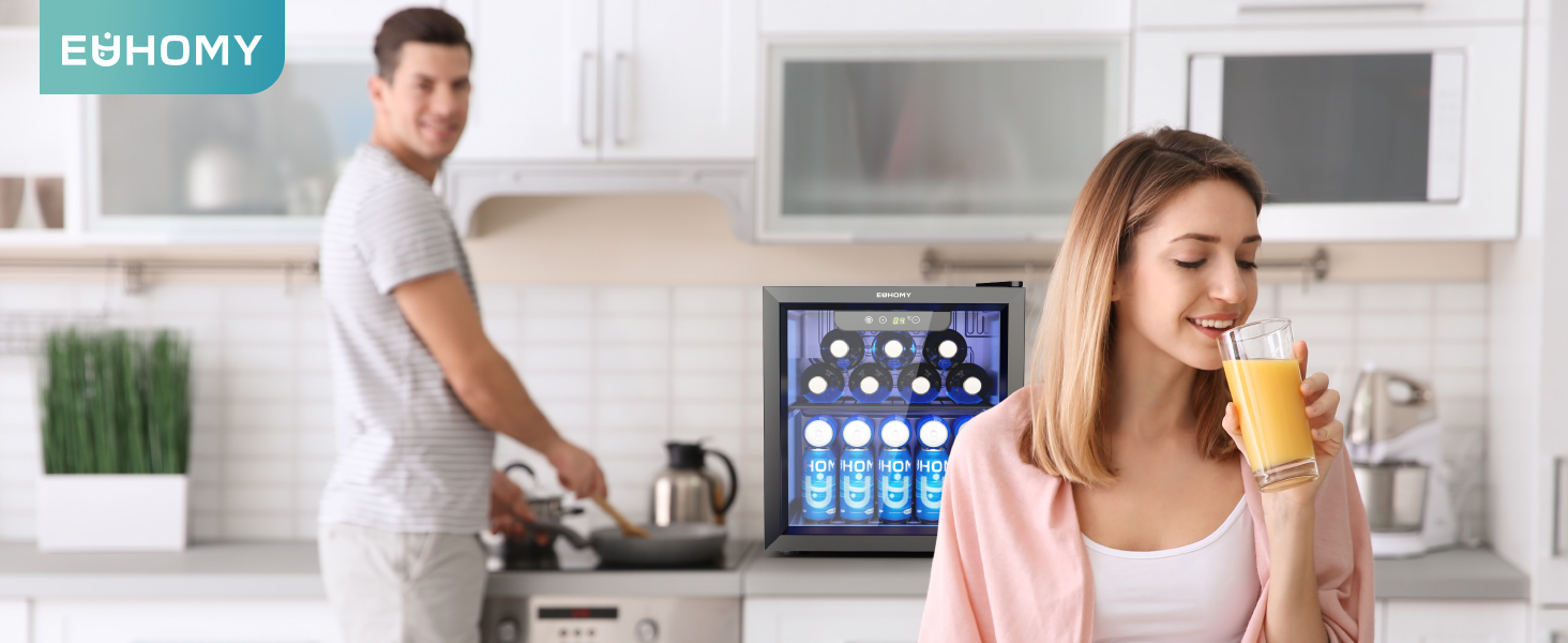 Міні-холодильник EUHOMY для напоїв на 55 банок з скляною дверцятами, чорного кольору, 36 л, для офісу, кімнати, бару, з LED-підсвіткою, 43 дБ