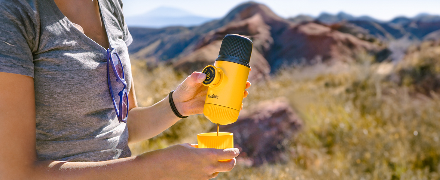 WACACO Nanopresso - портативна кавомашина для еспресо, 18 Bar, ручне керування, для подорожей, червона