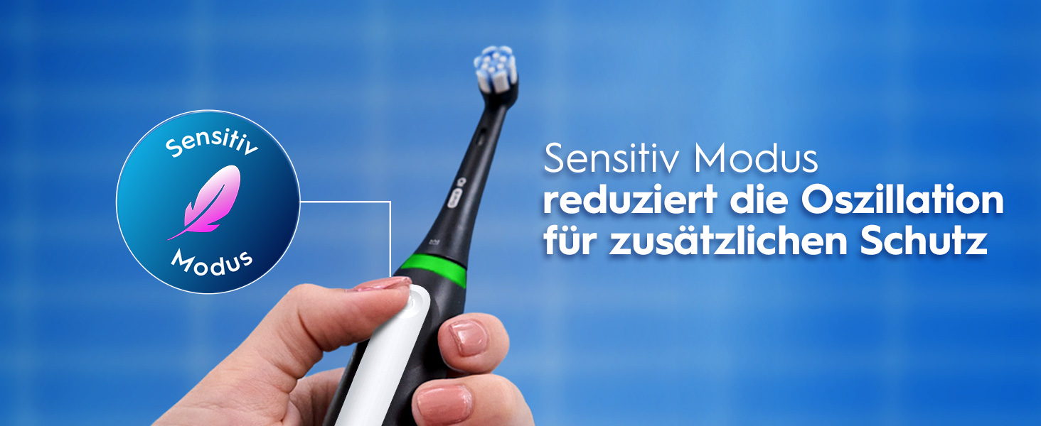 Електрична зубна щітка Oral-B iO Series 3, набір: 2 щітки (матовий чорний та рожевий), 4 смінні насадки та чорний дорожній чохол