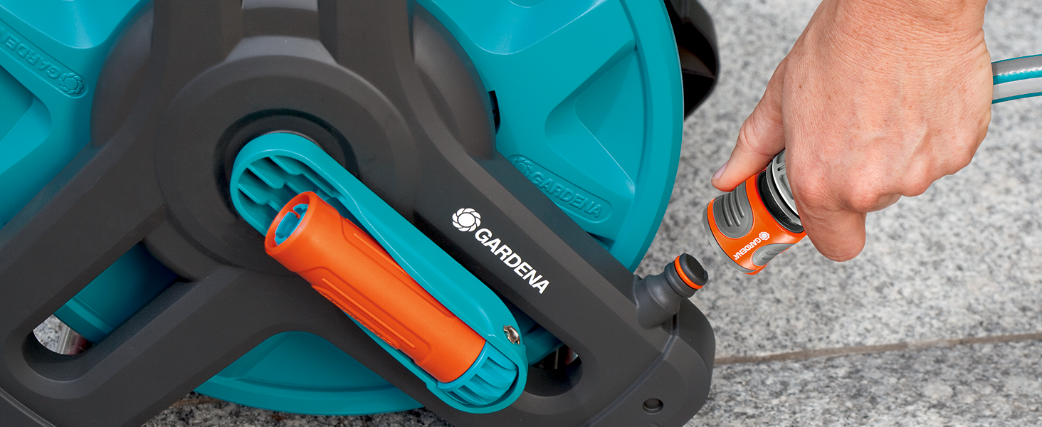 Набір Gardena Classic 15: шланг 15 м, касета для шланга, для кемпінгу, автодому, спорту, адаптери