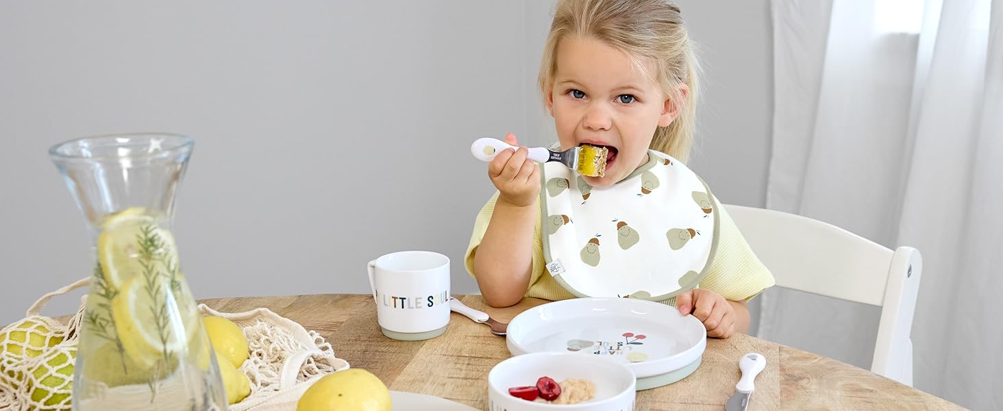 Набір дитячого посуду LÄSSIG Garden Explorer: тарілка, миска, чашка з силіконовим кільцем (червоний)