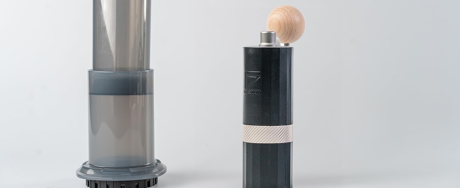 Кавомолка ручна 1Zpresso Q Air чорна, нержавіюча сталь, конічні жорна, для подорожей