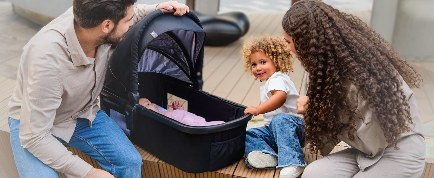 Коляска Lionelo Amber 3-в-1: люлька, автокрісло i-Size, прогулянкове сидіння, повітряні колеса, поворотне сидіння, XXL капюшон UPF 50+, сумка, москітна сітка, дощовик, чорно-срібна