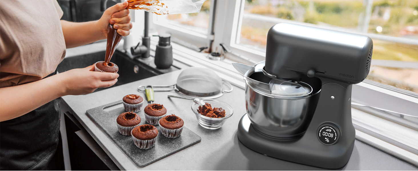 Кухонна машина MEDION MD 12600 Titan: м'ясорубка, 4.6 л чаша з нержавіючої сталі, 800 Вт, тихий двигун, сенсорне дисплею