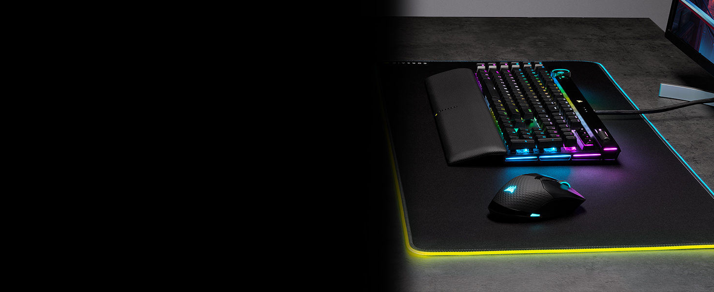 Килимок для миші Corsair MM700 RGB Extended - 930x400 мм - RGB підсвітка 360° - USB хаб - чорний
