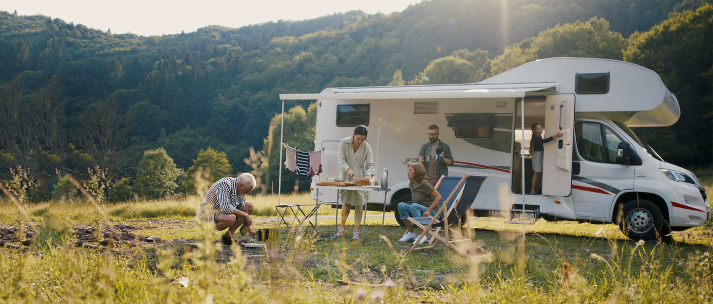 Електричний душ портативний LUOOV для кемпінгу, подорожей, миття авто та тварин з USB зарядкою та гарантією 3 роки