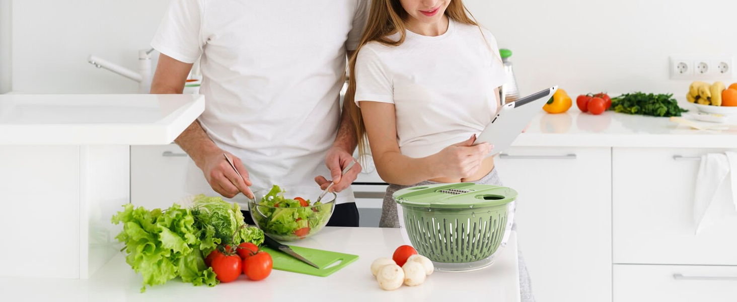 SUSTEAS Салатниця-швидкокрутка 4.5л з кришкою, чаша для салату з 5-лопатевим ножем, механізм Kubelantrieb та сепаратор для яєць – для миття, сушіння та нарізання салату, овочів, фруктів