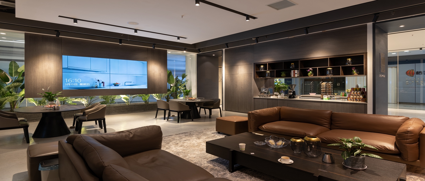 Акумуляторний пилосос Kavolet 25 KPa, 40 хв роботи, 2-в-1 для дому та авто, з насадкою для щілин та щіткою