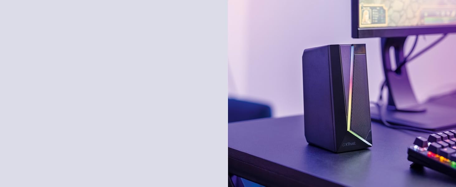 Ігровий стіл Trust Gaming GXT 709W Luminus RGB з підсвічуванням LED, 10 режимів, USB, білий, з тримачем для навушників та напоїв, 120 x 60 см