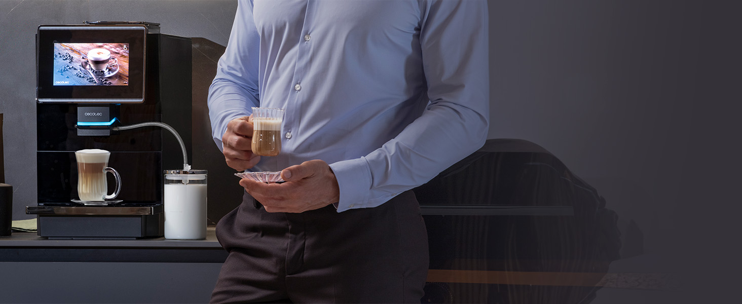 Кавомашина автоматична Cecotec Cremmaet Touch OCS 1450W з TFT-екраном та системою Thermoblock, 15 bar, 1.5л резервуар для води, 290г для кавових зерен, 600мл для молока, автоматичне очищення