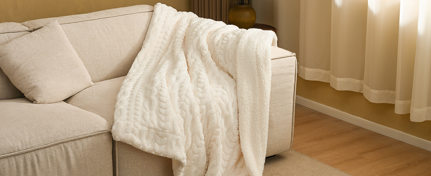 Плед Sherpa Fleecedecke: теплий та м'який плед 152x203 см, сертифікат Oeko-TEX®, з туфтованого жакарду, кремового кольору