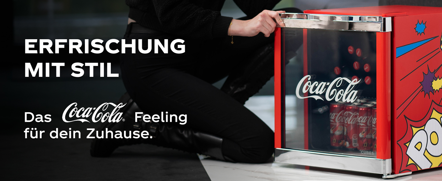 Міні-холодильник для напоїв °CUBES Original Coca-Cola PopArt червоний (48л) з glass-дверцяма, енергоефективний та безшумний — для офісу, геймінгу та вечірок