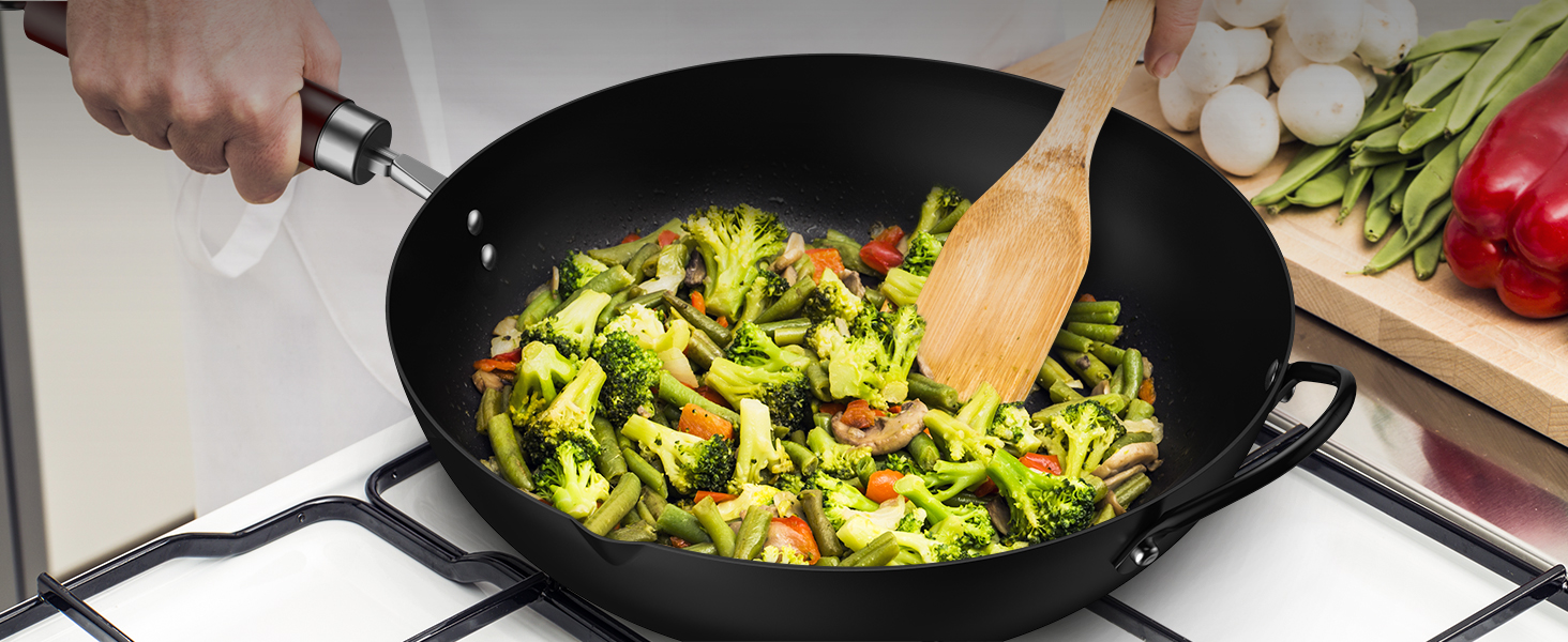 Вок Jobin 32 см з вуглецевої сталі з кришкою, дерев'яним та сталевим ручками, для приготування азійських страв (3-5 осіб), сумісний з Induktion, електро та газовими плитами - Чорний