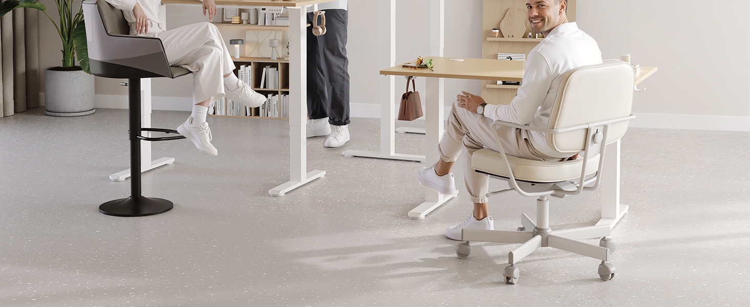 Електричний стіл Claiks з регулюванням висоти 120x60 см, з 3 функціями пам'яті, 2 гачками, бежевий