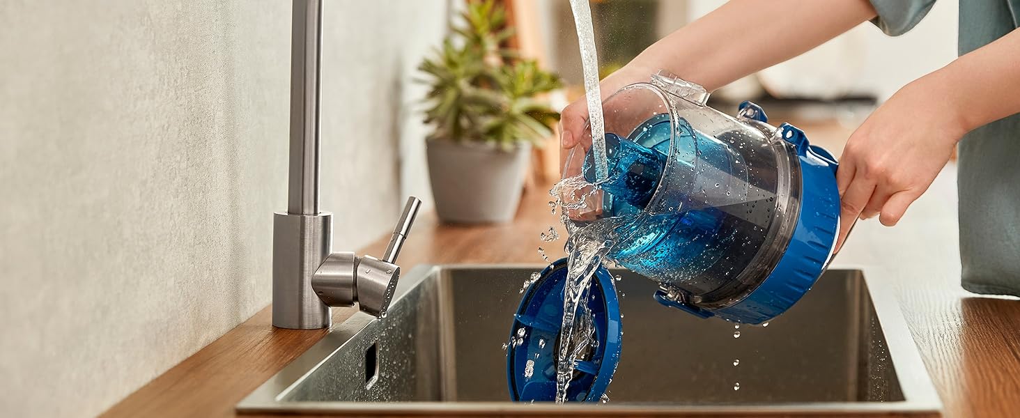 Пылесос Eureka WhirlWind без мешка, потужний, компактний та легкий, для твердих підлог та килимів, HEPA-фільтр, радіус дії 8м, 700W, об'єм 1,5л, блакитний