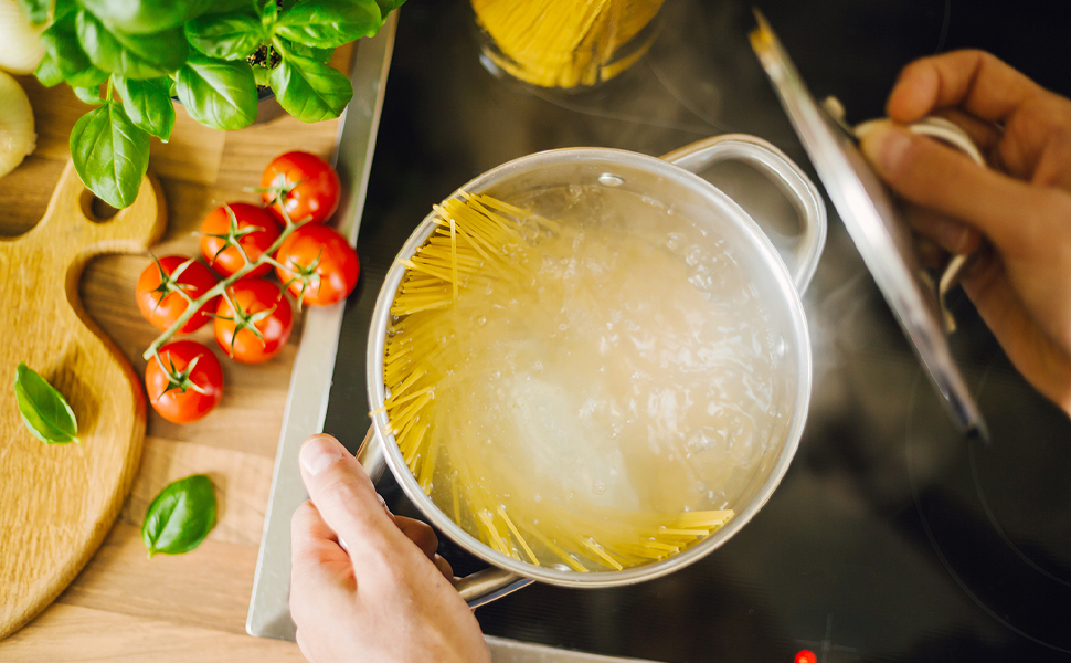 Нержавіюча каструля Karl Hausmann 3.6L, Ø 20 см - каструля з нержавіючої сталі з кришкою для всіх типів плит (індукція)