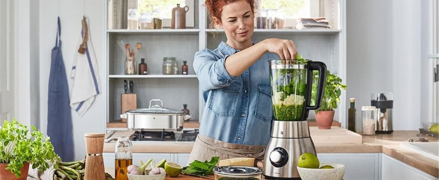 Високопродуктивний блендер WMF Kult Pro з двигуном 25 000 об/хв, 1400 Вт, скляний глечик 1.8 л, функція приготування смузі, подрібнення льоду та інтервальний режим