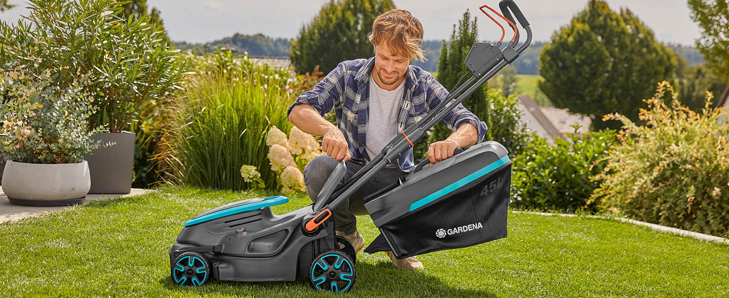 Акумуляторний газонокосарка Gardena PowerMax 37/36V P4A Ready-to-Use Set (14638-20) 37см, 350м², 45л, 2023