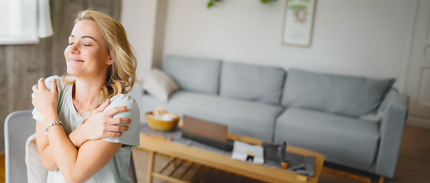 UNINELL HOME Бездротовий акумуляторний пилосос 48000Pa/550W/65Min з LED-дисплеєм, антизаплутана щітка, тиха робота для килима, твердого покриття та шерсті тварин, сріблястий