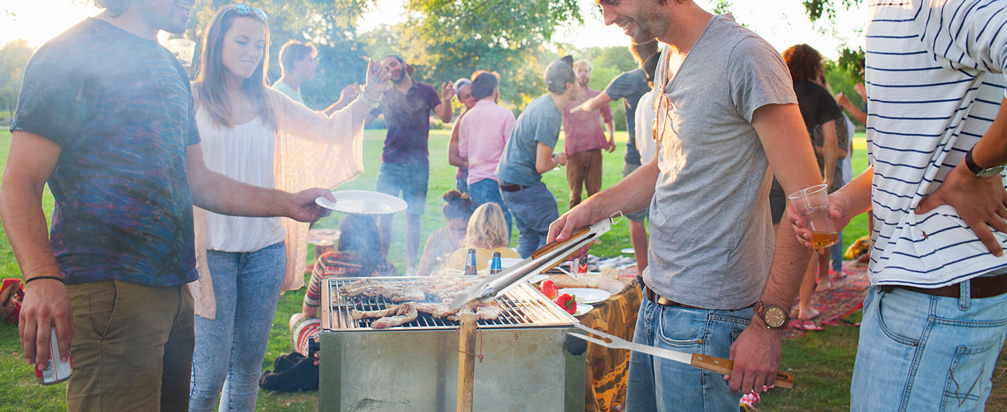 Набір гриль-посуду Onlyfire 4 шт. з нержавіючої сталі та акації (щипці, лопатка, виделка, щітка)