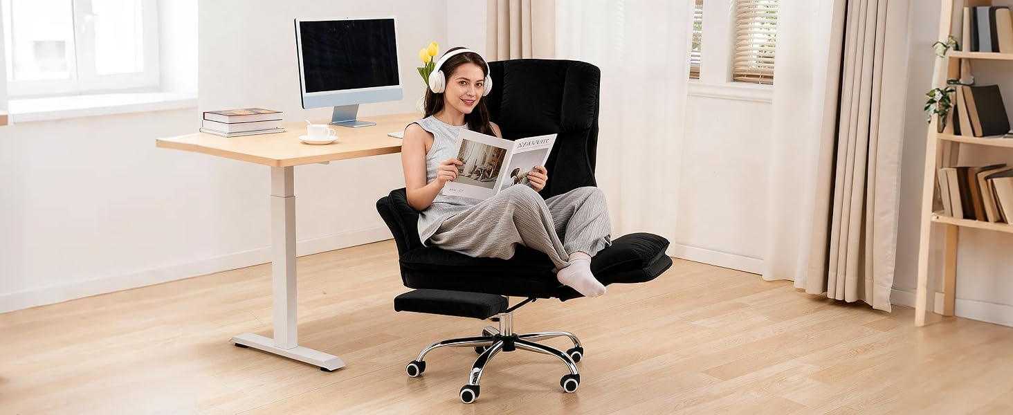 Офісний крісло Chefsessel Ergonomisch: Геймерське крісло з підставкою для ніг, регульованою спинкою 135° та відкидними підлокітниками, оббите м'яким плюшевим флісом – Бежеве