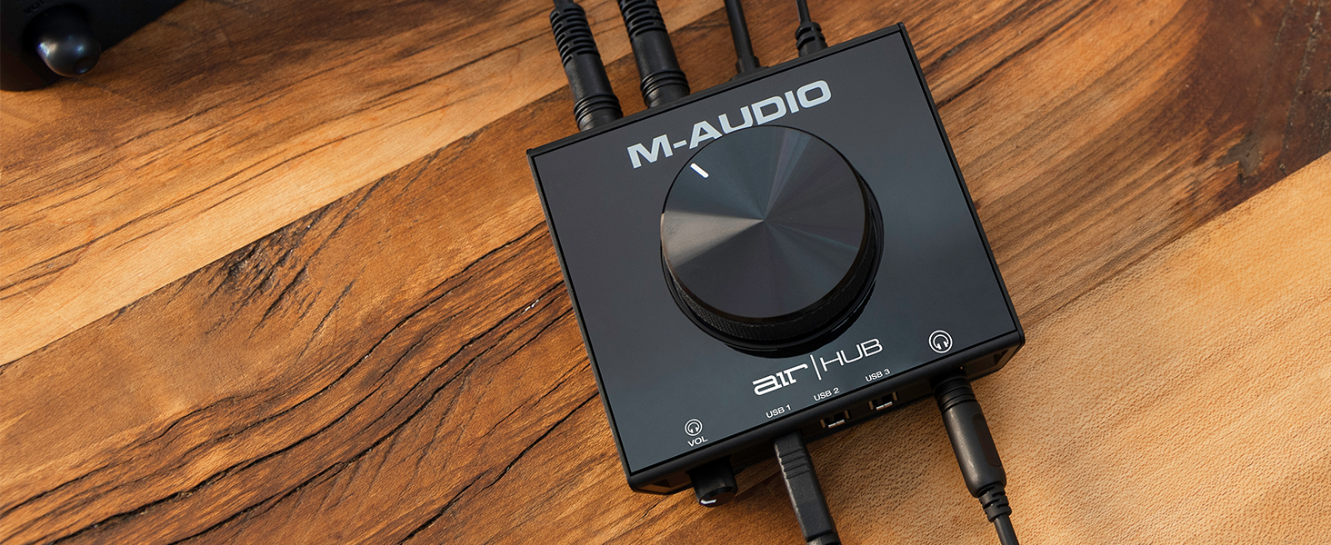 M-Audio Air 192|6 USB аудіоінтерфейс для запису: 2 XLR/Line входи, програмне забезпечення AIR Hub (Чорний)