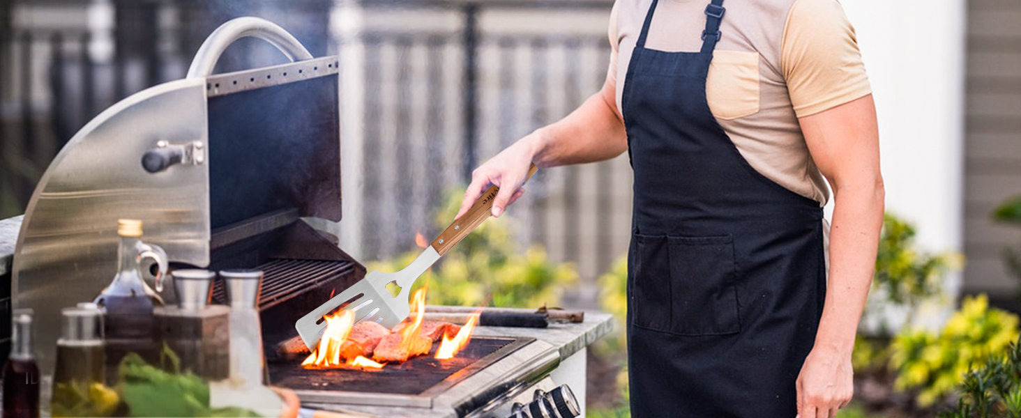 Набір гриль-посуду Onlyfire 4-TLG: щипці, лопатка, виделка, щітка з довгою ручкою з акації та нержавіючої сталі