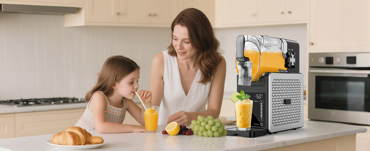 Машина для приготування сляшів 2,5L з LED-дисплеєм, 6 програм (Margarita, Frappé, Milkshake), керування однією кнопкою (Сріблястий)