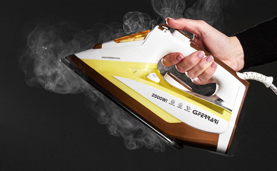 Праска з парою G3 Ferrari G40012: 2500 Вт, 300 мл, самоочищення, функція розпилення, нержавіюча підошва, 140 г/хв