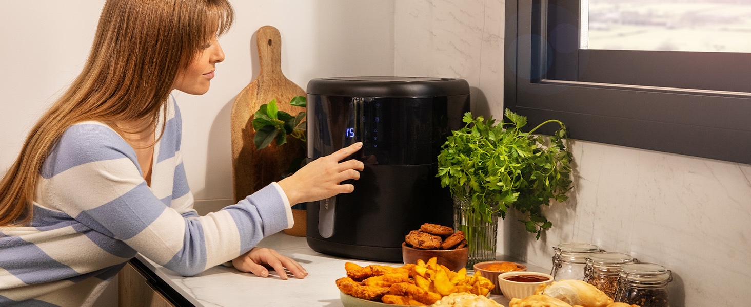 Фритюрниця без олії Cecotec Cecofry Bombastik 6000 Full, 6 л, 1700 Вт, PerfectCook, 12 режимів, сенсорне управління, чорний | з аксесуарами