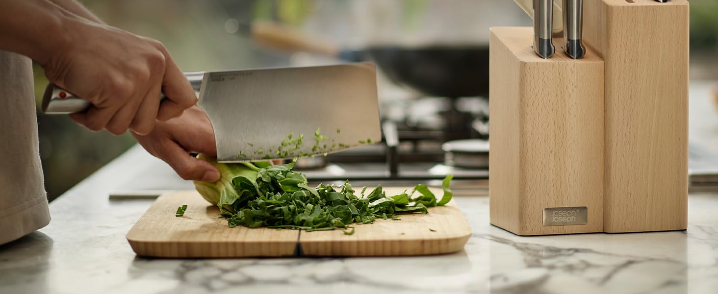 Набір ножів Fusion Joseph Joseph 5 предметів: кухонний ніж, ніж для м'яса, ножиці, дерев'яний блок для ножів