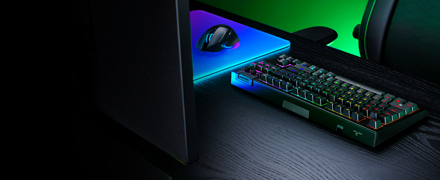 Механічна ігрова клавіатура Razer BlackWidow V4 TKL HyperSpeed з Green Switch (RGB Chroma, 6 макро-клавіші, QWERTZ DE-Layout)