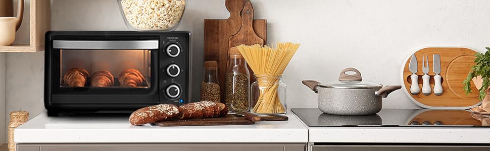 Електрична піч Cecotec Bake&Toast 2300 Black, 23 л, 1500 Вт, до 230°C, 3 режими (гриль, під-нагрів, комбінований), скляна дверцята, таймер 60 хв, піддон для крихт. Чорний колір