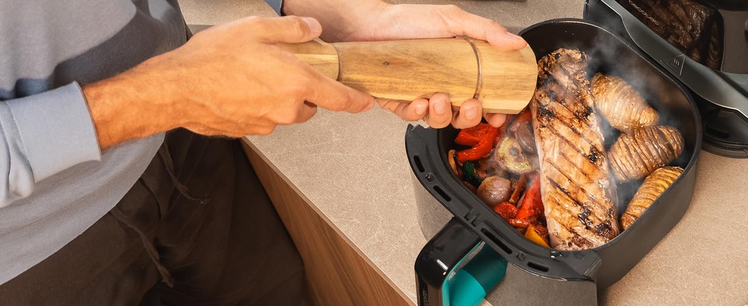 Аерофритюрниця-гриль Cecotec Cecofry Grill Smokin'Prime 4000, 4 л, 1900 Вт, з функцією копчення, гриль-панеллю та рухомою перегородкою, чорна