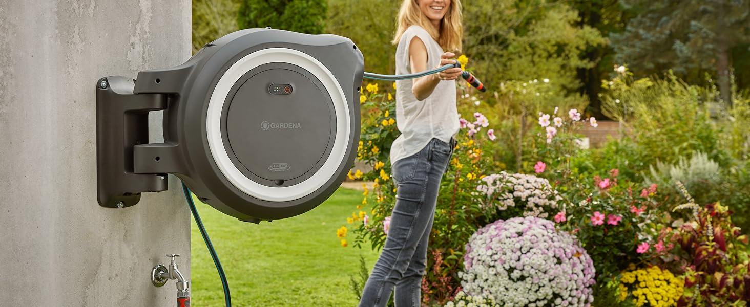 Gardena PowerRoll XXL Solo: Автоматичний шланг на котушці з акумулятором, 40м, білий, UV-стійкий, для саду