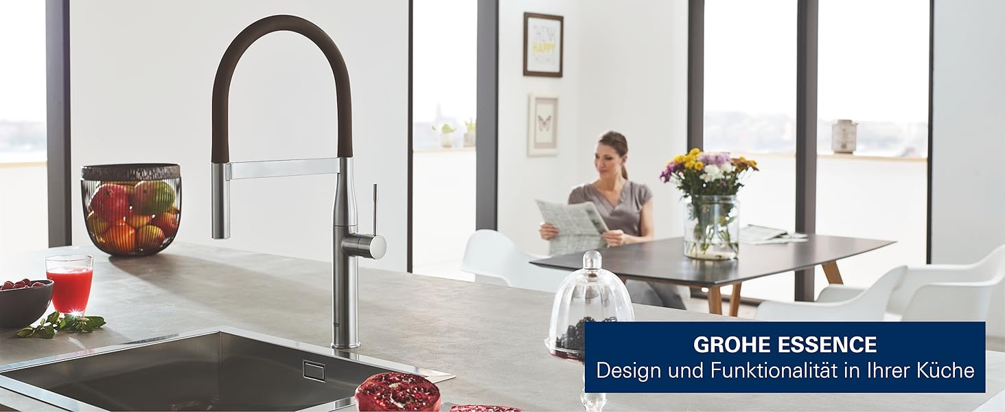Змішувач кухонний GROHE Essence з висувним душем, поворотний 360°, хром - 30294000
