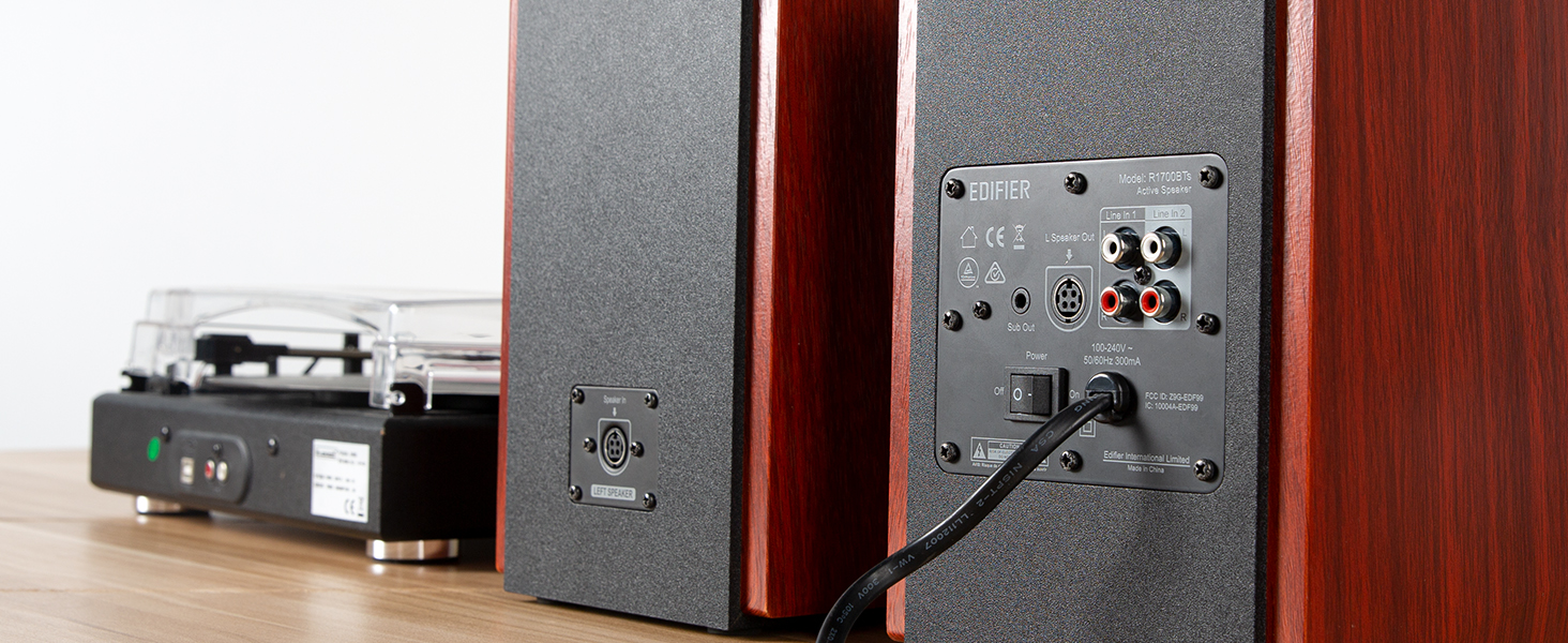Edifier R1700BTs - Активні Bluetooth колонки 2.0 з сабвуфером, 66 Вт, коричневі, дерев'яний корпус