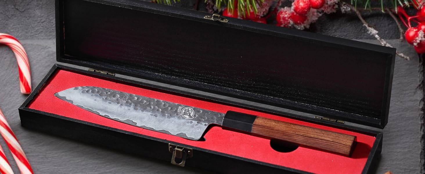 Японський ніж Mitsumoto Sakari Santoku 19 см з високоякісної сталі, ручка з рожевого дерева, подарункова коробка